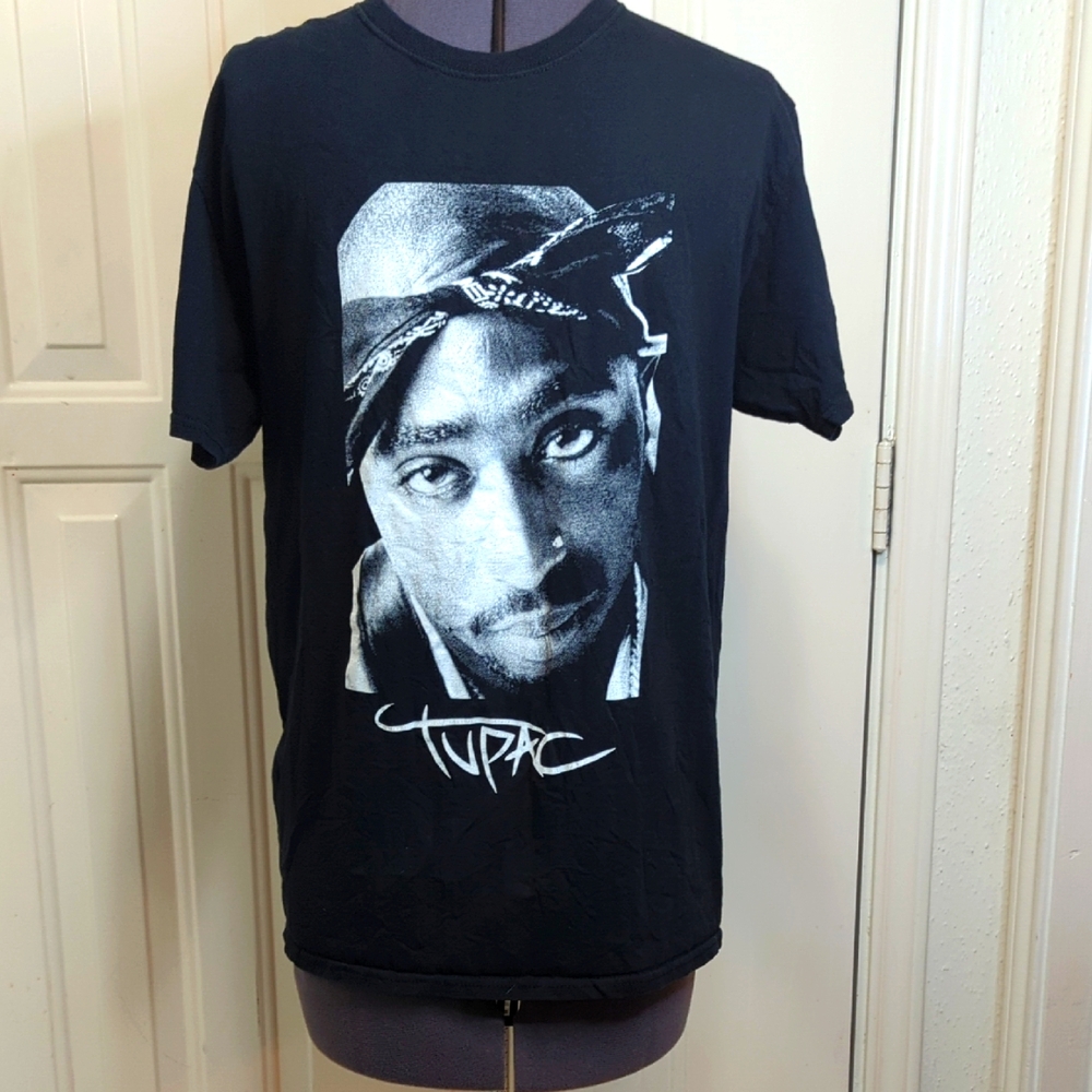 Black Tupac Graphic T-Shirt